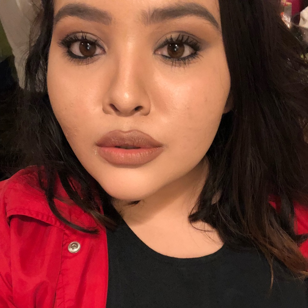 Meet your Posher, Zulema